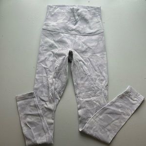 Lululemon light camouflage extra high waisted legging - 6